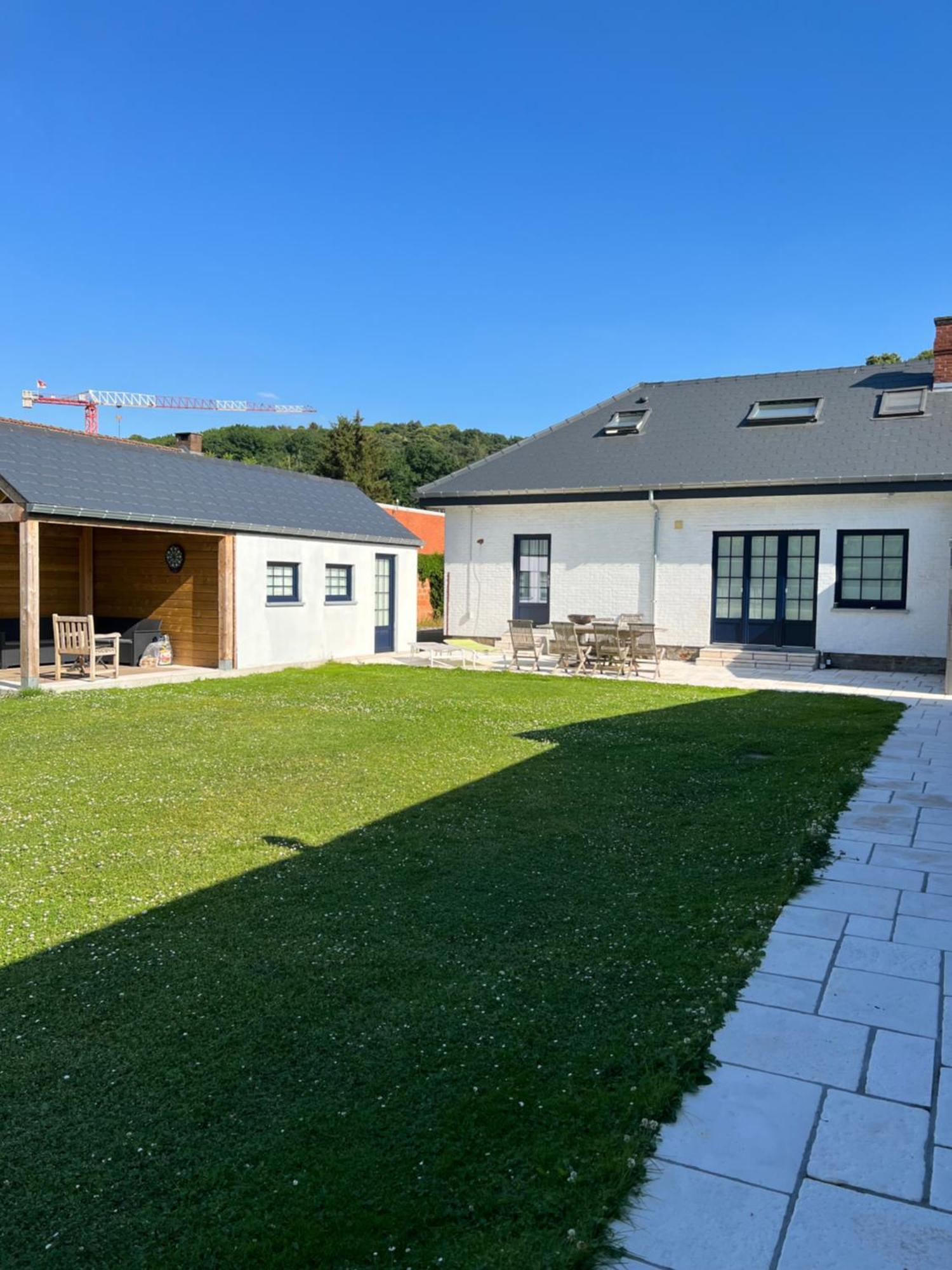 Ferienwohnung Dame Cerise Wavre Exterior foto