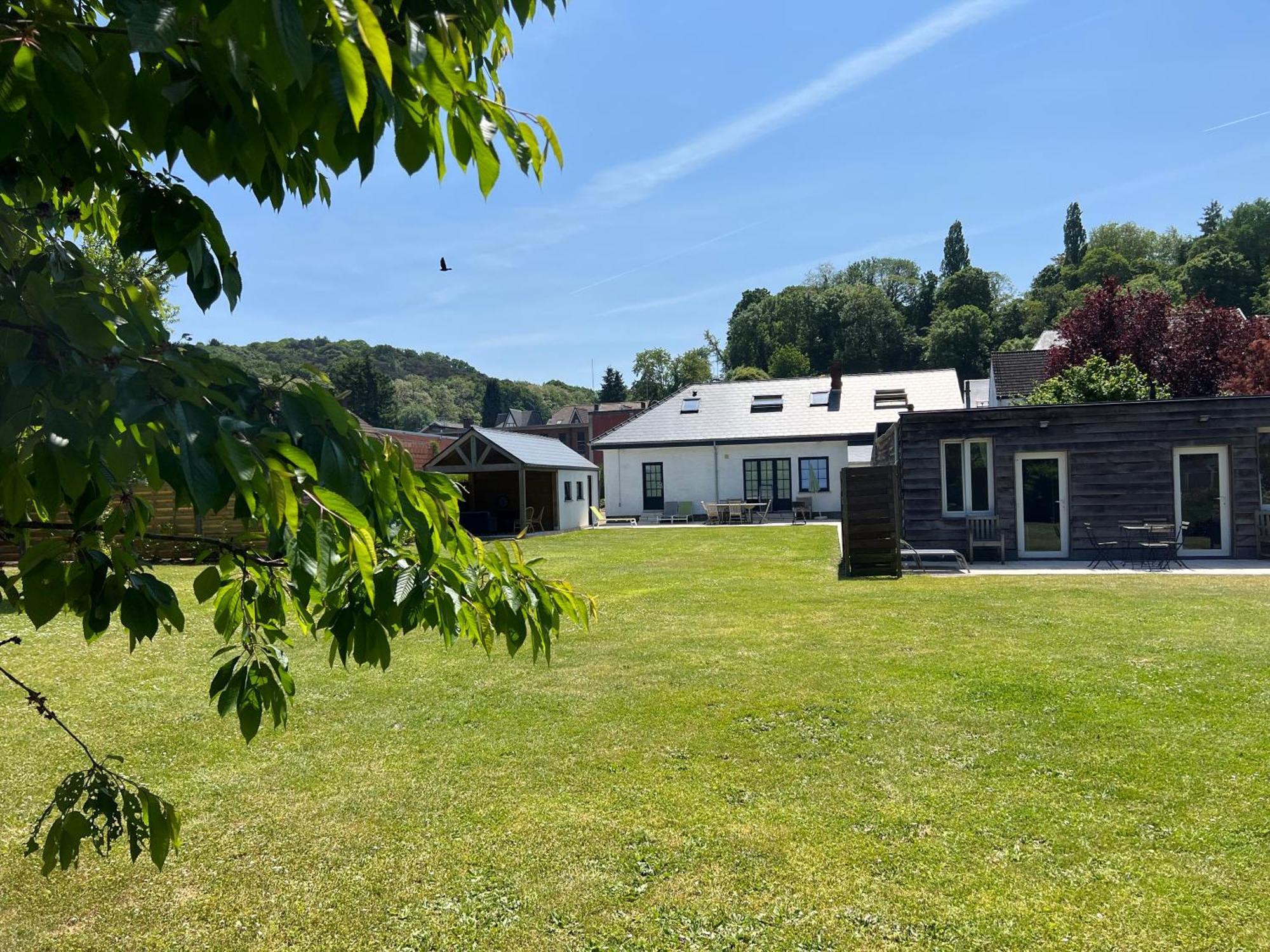 Ferienwohnung Dame Cerise Wavre Exterior foto