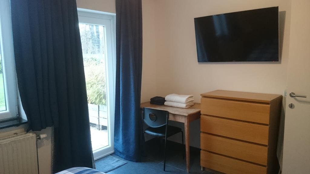Ferienwohnung Dame Cerise Wavre Exterior foto